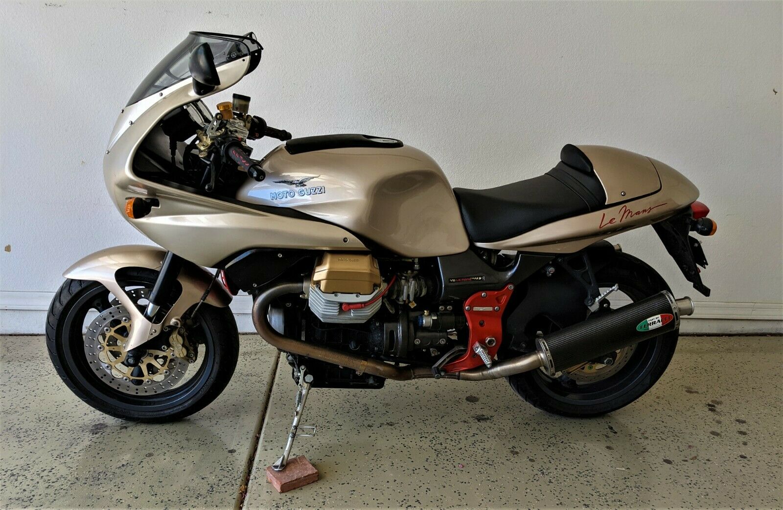 Moto Guzzi V Le Mans Left Rare SportBikesForSale