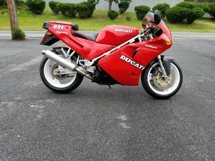 Year of the Duc: 1991 Ducati 851