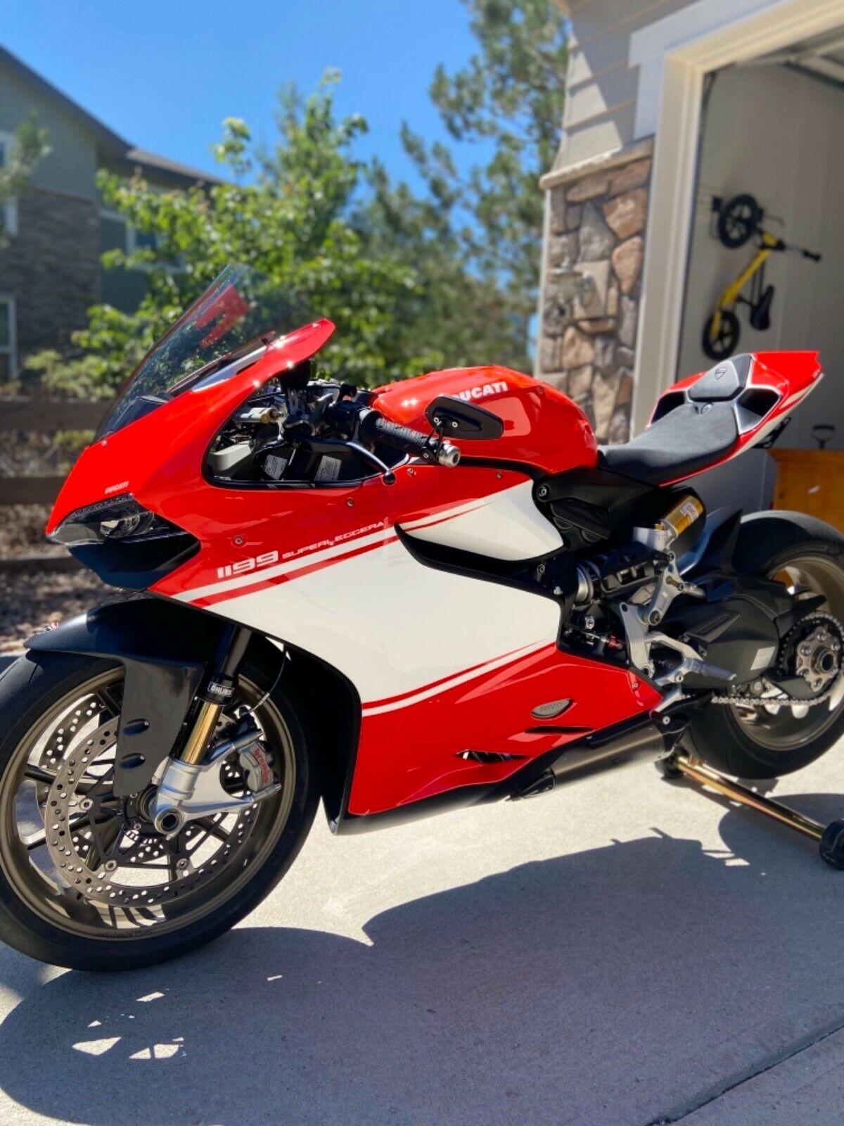 Modern Ducati SL The 1199 Panigale Superleggera Rare