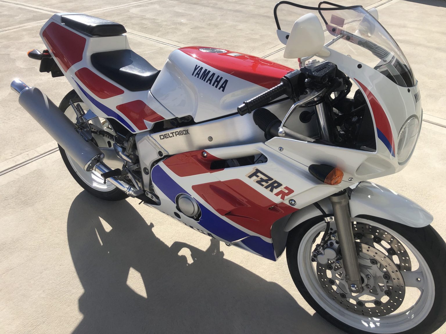 Featured Listing - 1989 Yamaha FZR400R - Rare SportBikesForSale