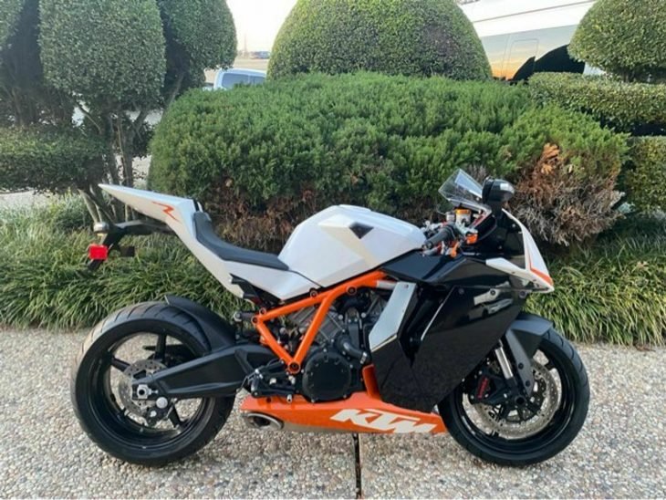 RC8 Archives - Rare SportBikes For Sale