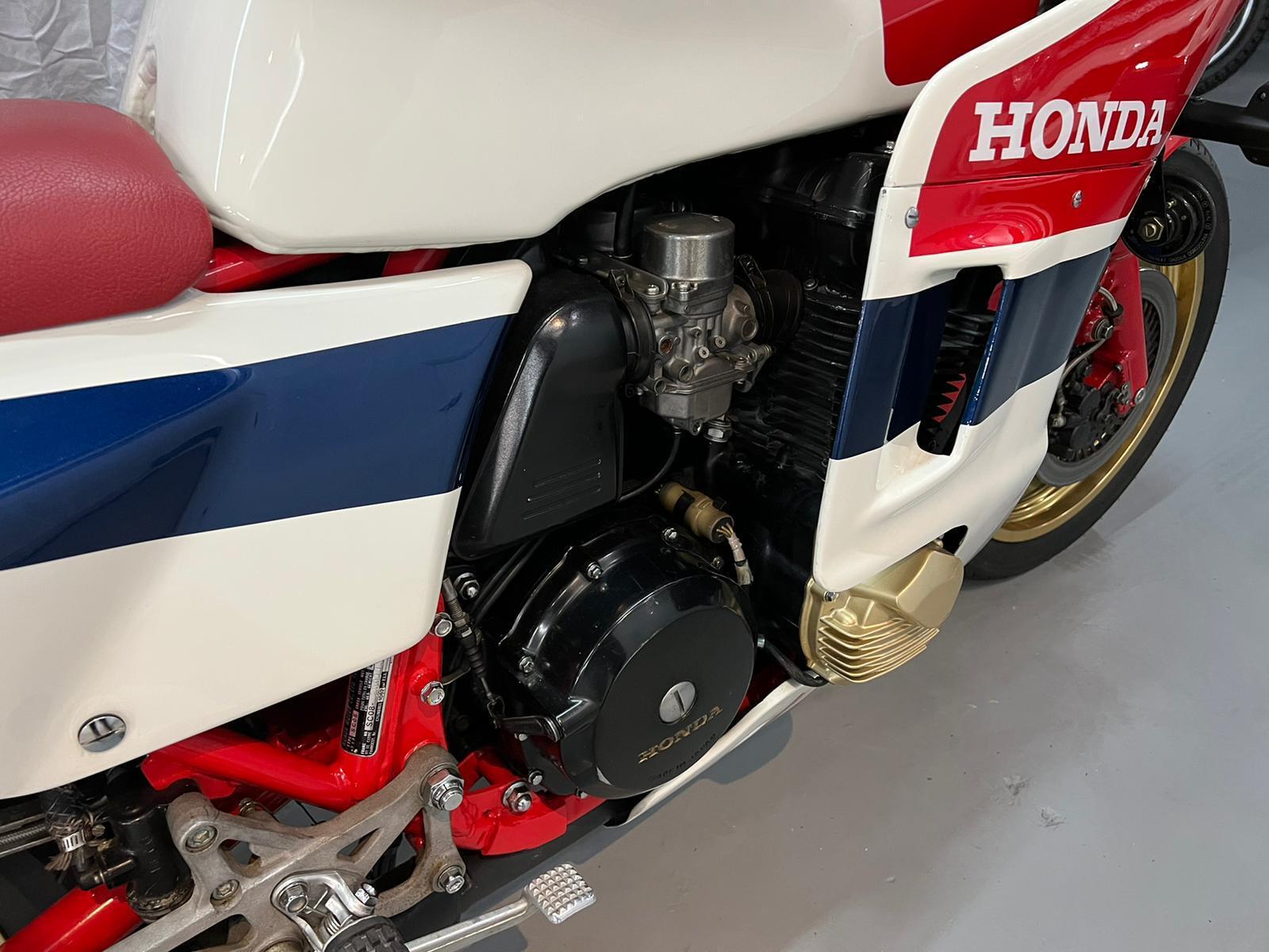 翌日発送可能】 HONDA CB1100R ENGLAND AUSTRALIA NETHERLANDS Honda