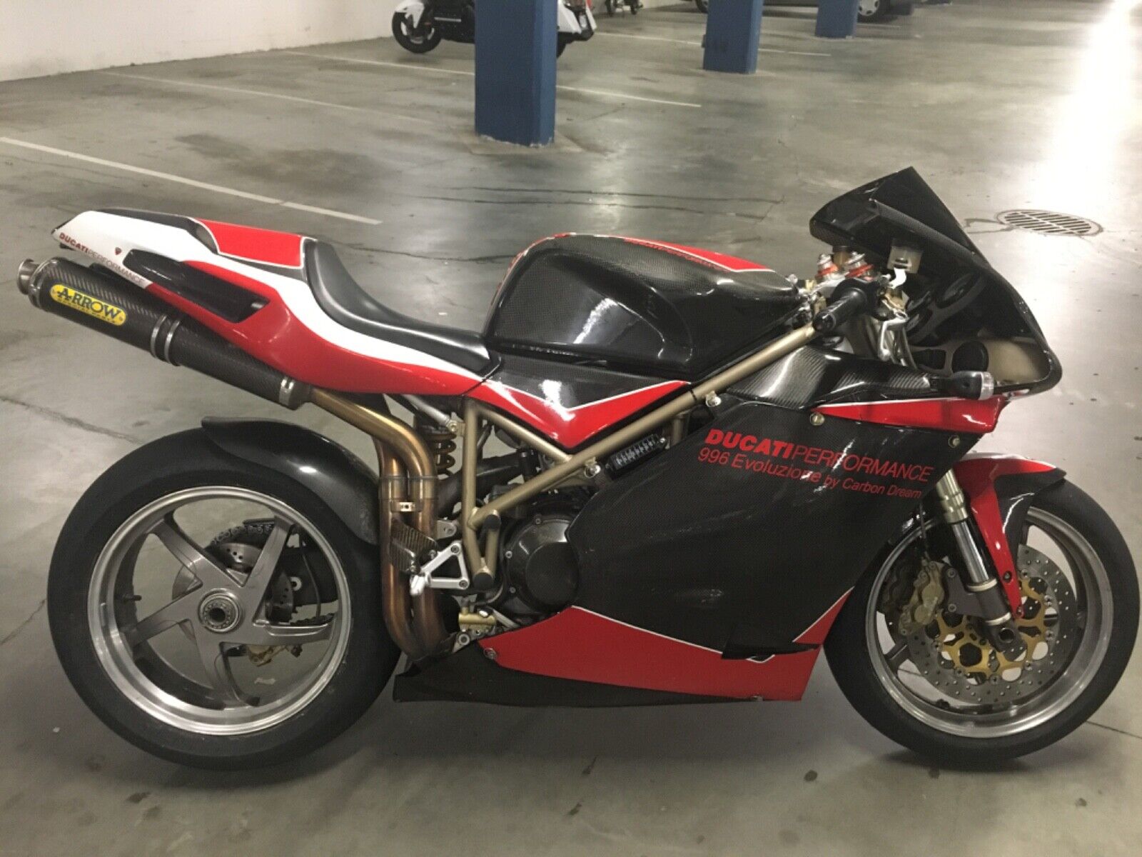 Ducati 996 deals race bike