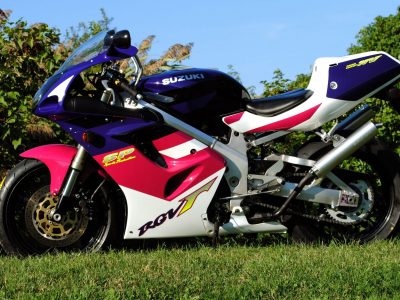 Featured Listing – 1997 Suzuki RGV250/SP VJ23 by Speedwerks