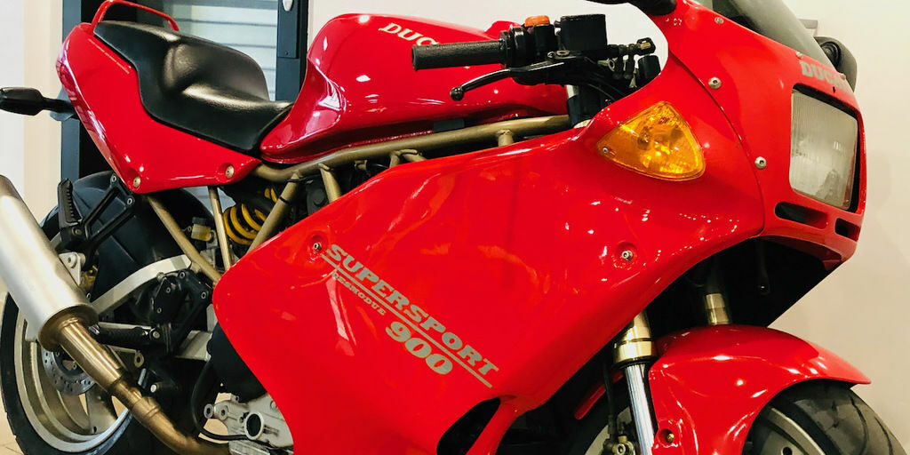 20221219 1996 ducati 900ss right front