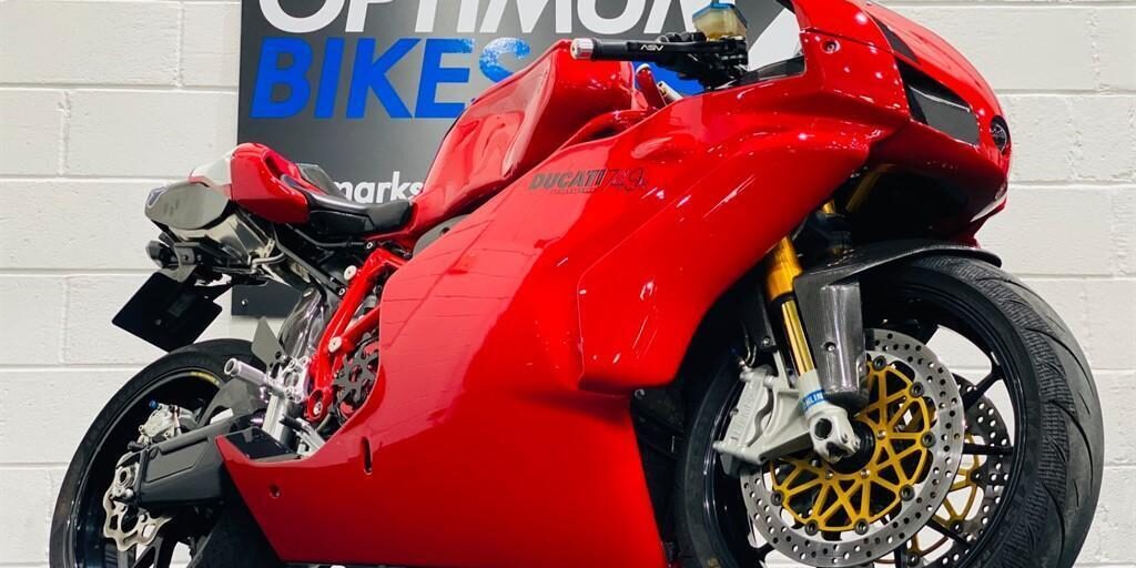 20221220 2004 ducati 749r right front