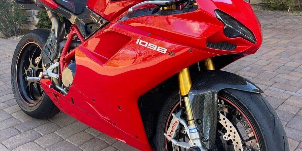 20230122 2007 ducati 1098s right front