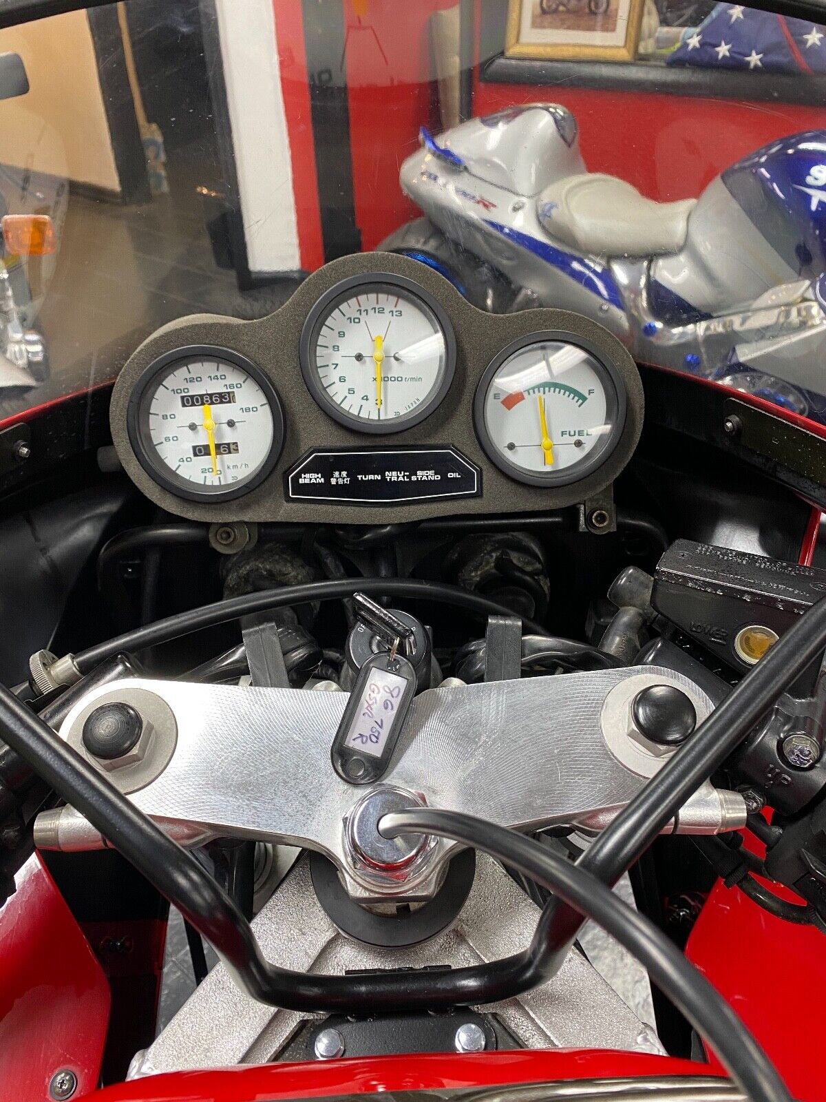 Featured Listing - 1986 Suzuki GSX-R750R Limited Edition! - Rare  SportBikesForSale