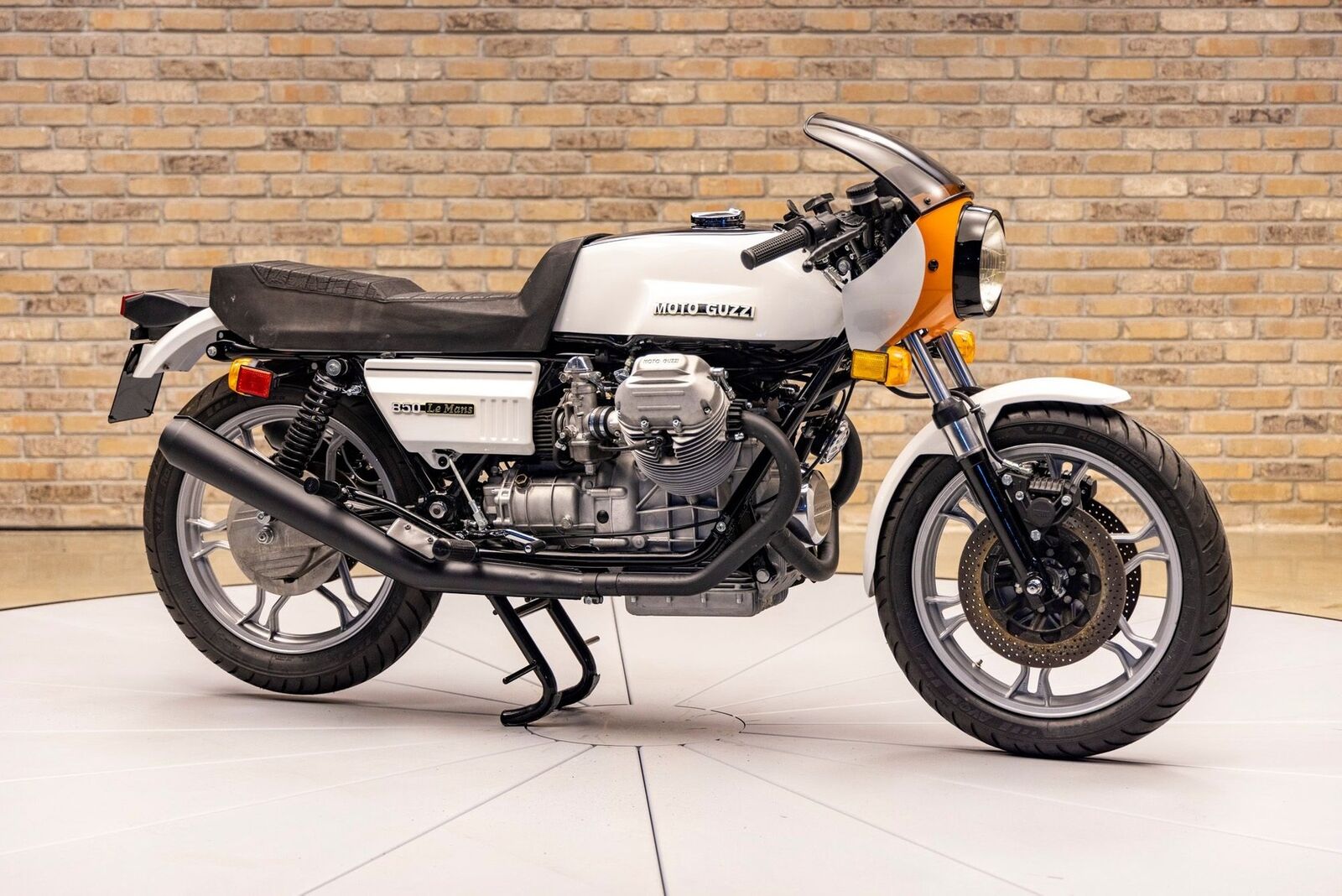 1982 MOTO GUZZI LE MANS MK3 CUSTOM for sale by auction in Richmond, United Kingdom