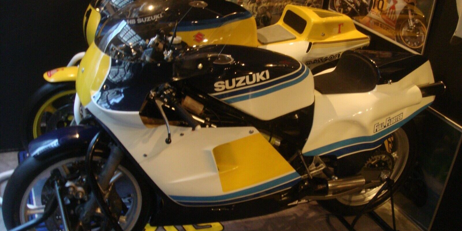 金魚鉢 r3 r8 Klipsch R-820F 8