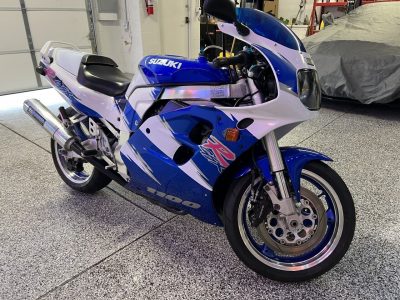 Power Corrupts – 1993 Suzuki GSX-R1100