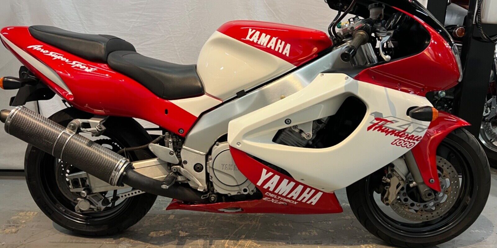 s-l1600