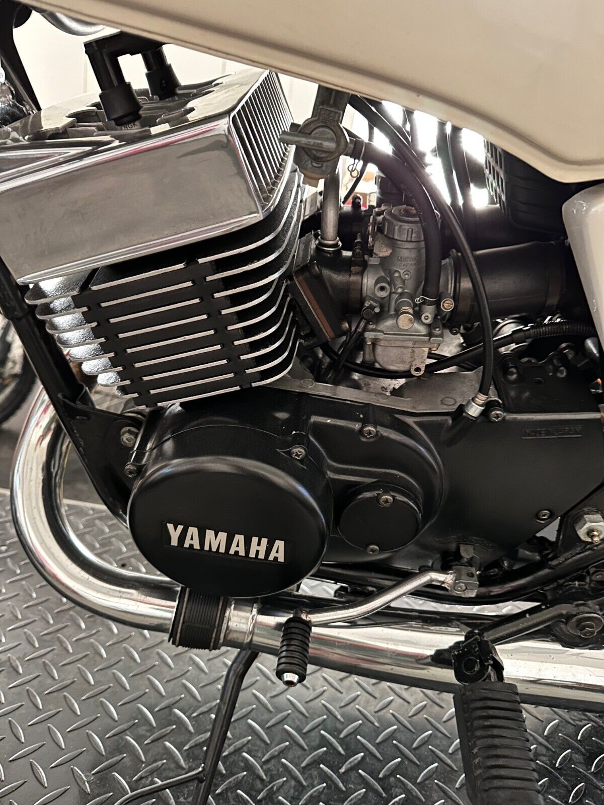 thumbnail image 2 of Yamaha RD400 Daytona Special Tank Decals – 1979 – NOS Style Graphics – Made In USA 2 of 6