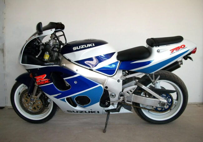 1997_suzuki_gsxr_750