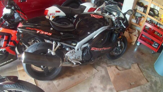 1998_triumph_daytona_T595