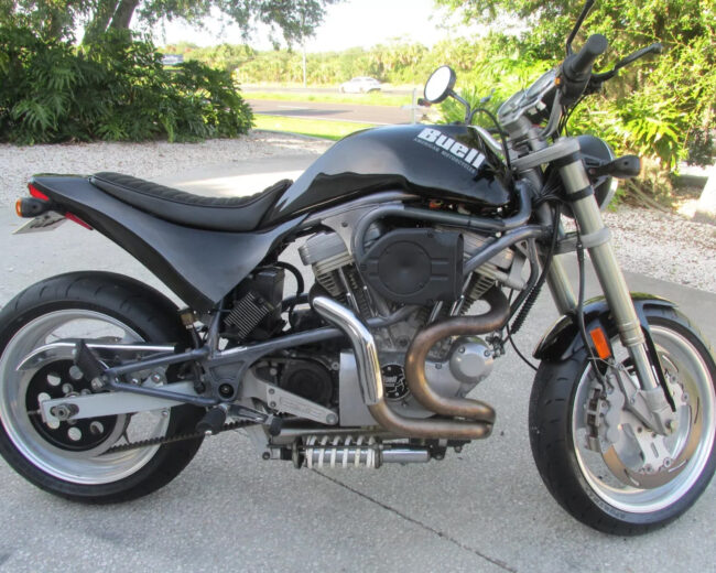 Buell S1 Lightning 1