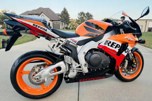 MAHCIE 43 mile 2007 Honda CBR1000RR Repsol - Rare SportBikesForSale