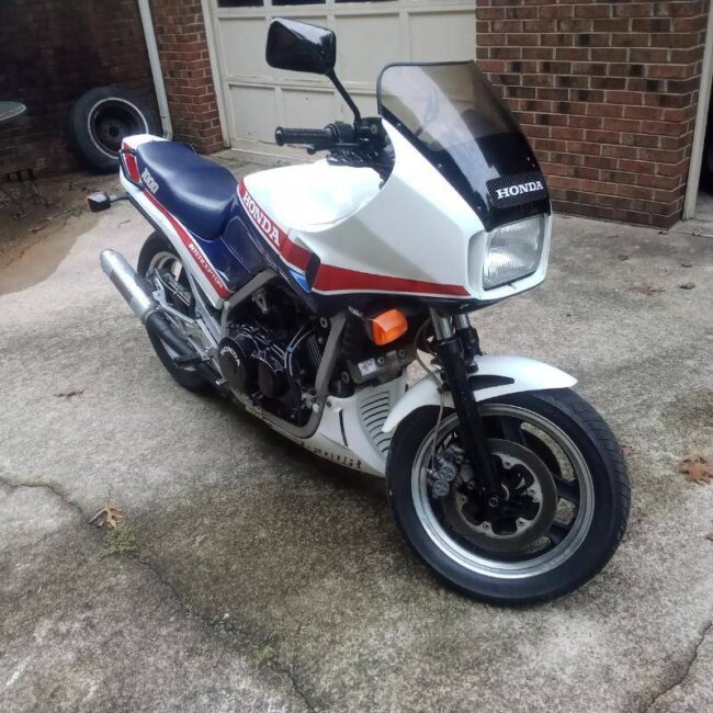 1984_honda_1000_interceptor