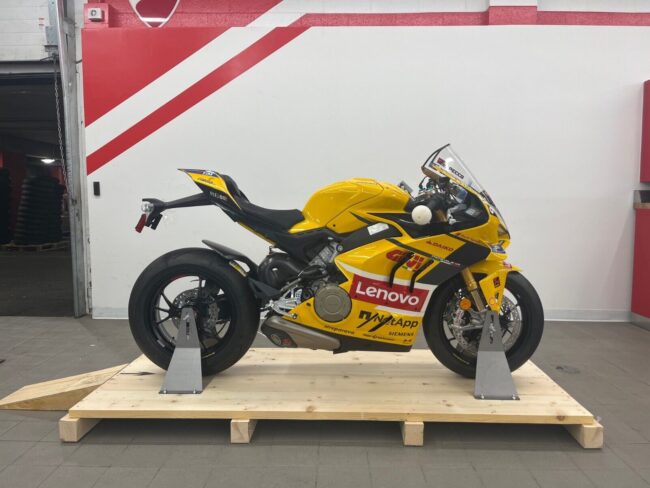 Ducati V4 Panigale Bagnaia 1