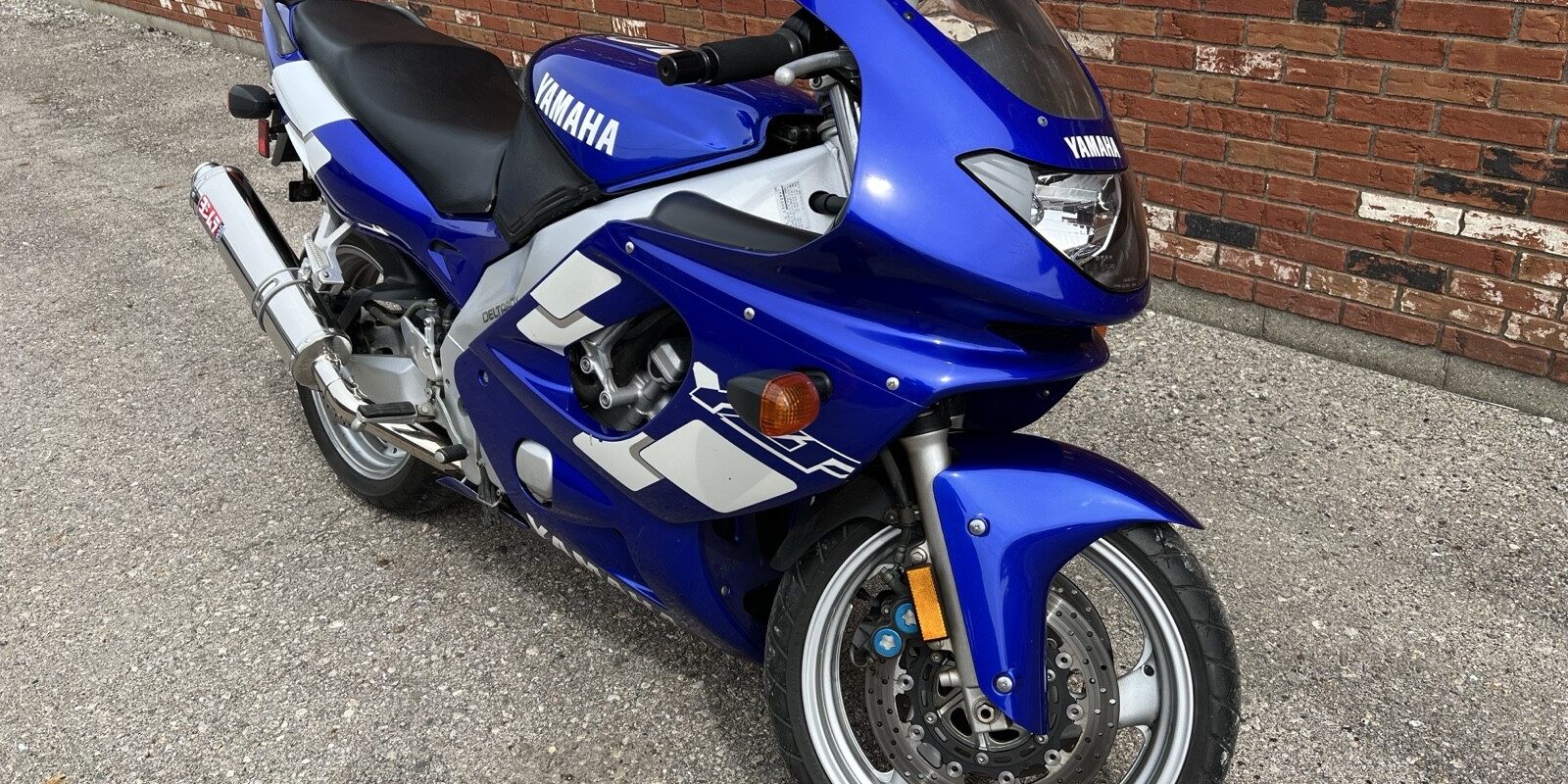 Yamaha YZF600R 2