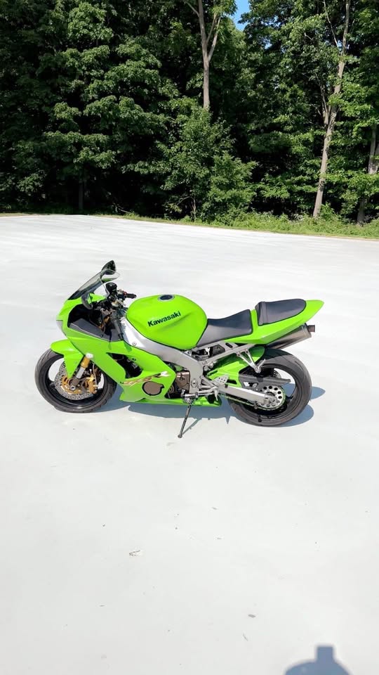 Track Day Tuesday: 2003 Kawasaki ZX6RR - Rare SportBikesForSale