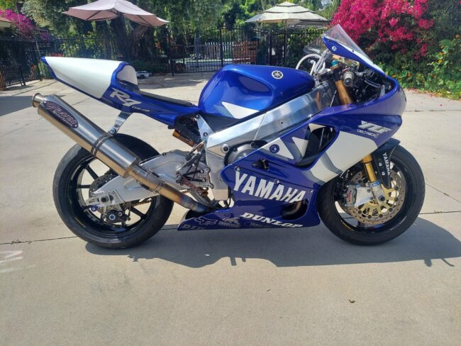 Yamaha R7 1