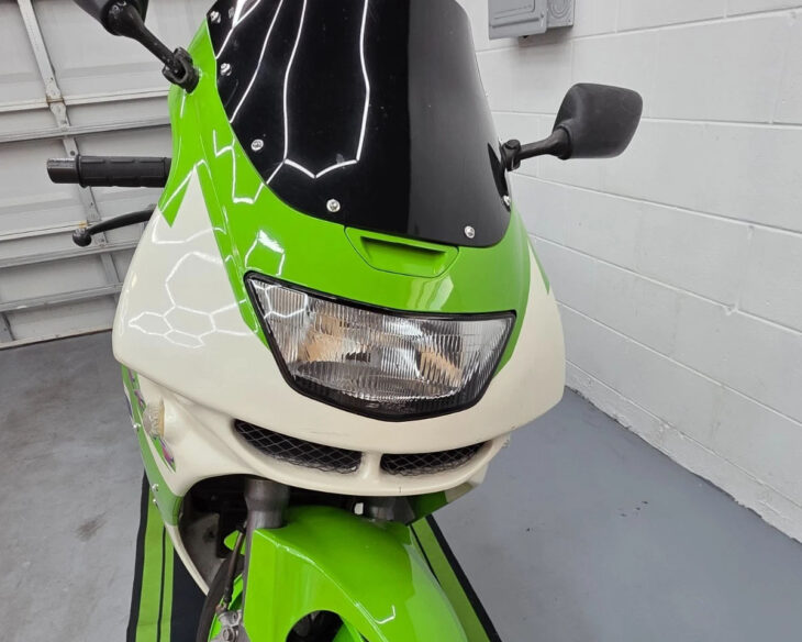 Introductory Assassin: 1995 Kawasaki Ninja ZX-6R for Sale - Rare
