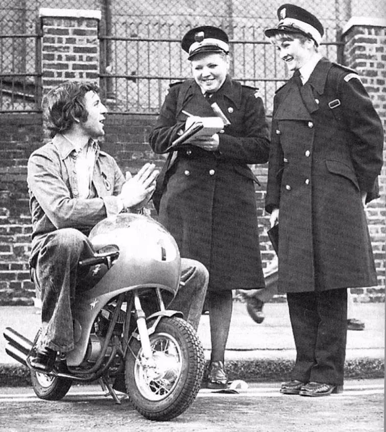 mv-agusta_mini-bike-racing_phil-reed-mv-agusta-02415