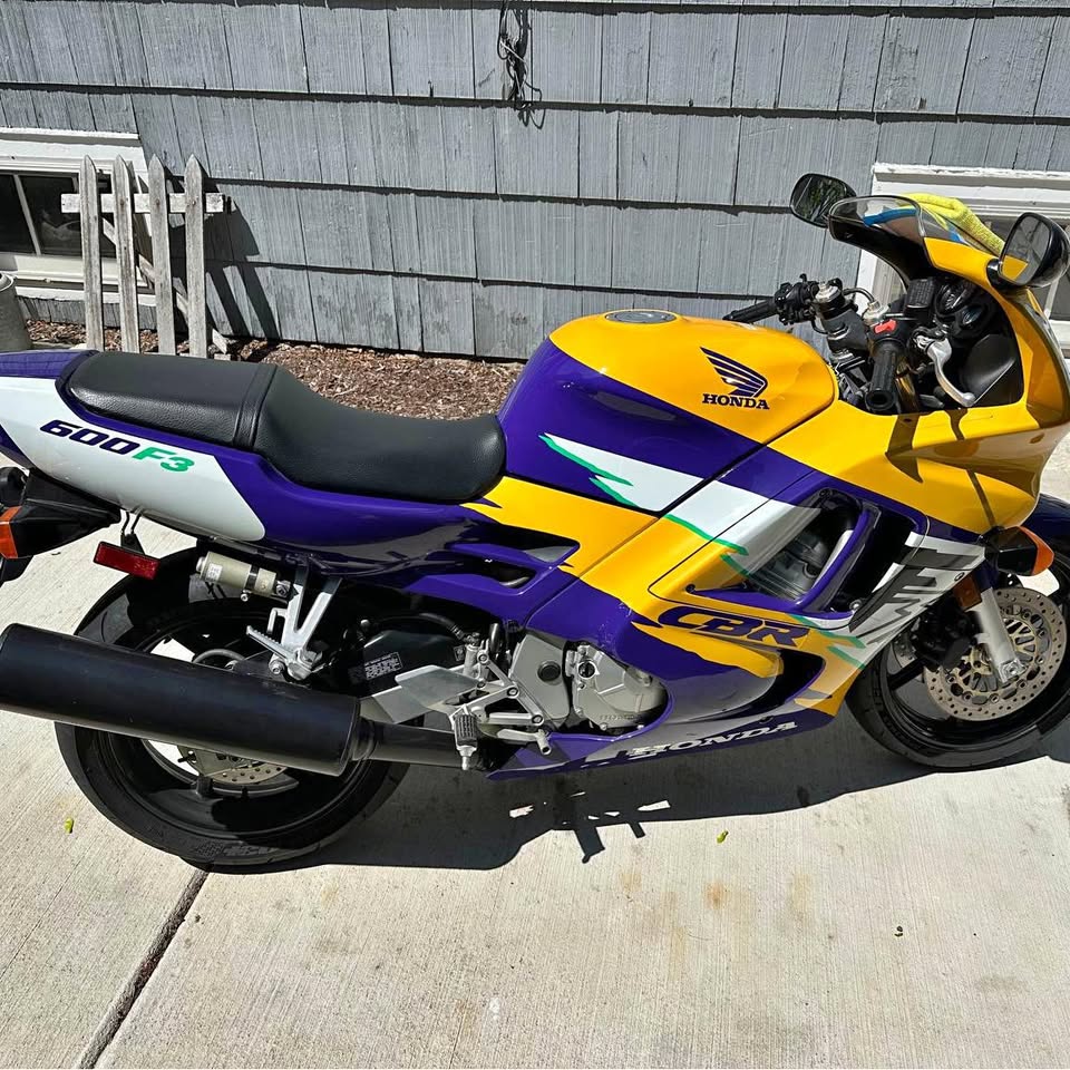 1996_honda_cbr