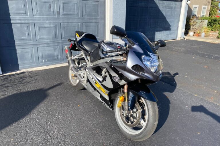 2001_suzuki_gsxr1000K1