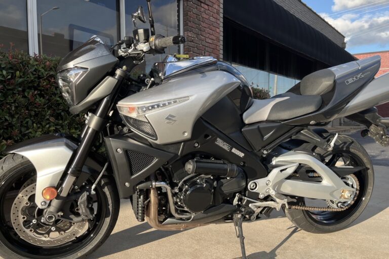 2008_suzuki_gsx1300BK