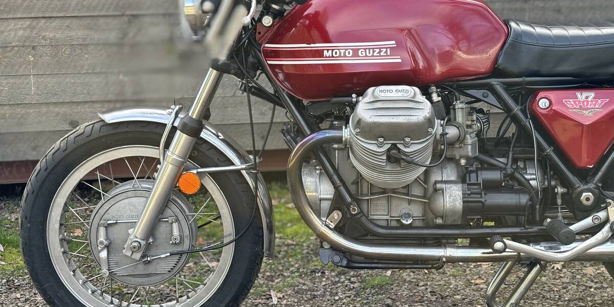 Moto Guzzi V7 SportDrum 1