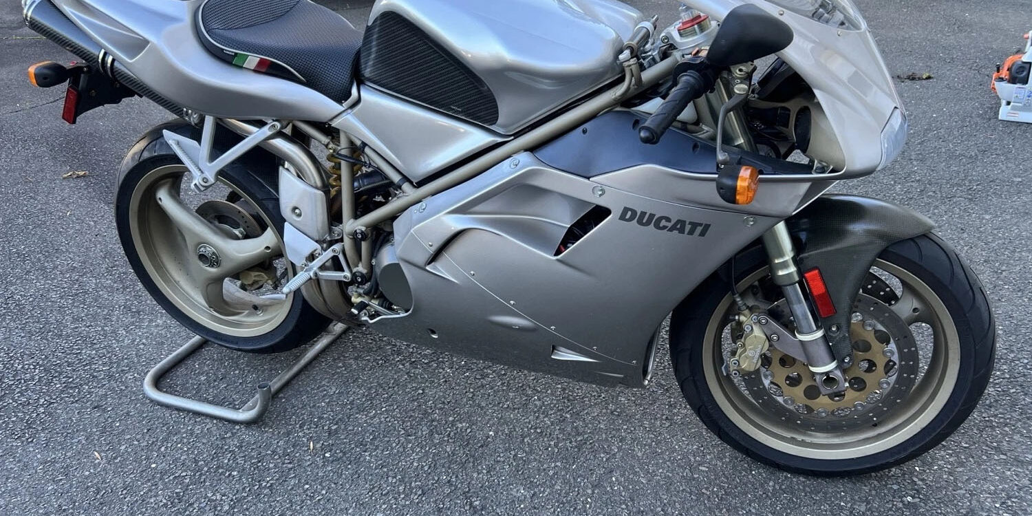 Ducati 748L 10
