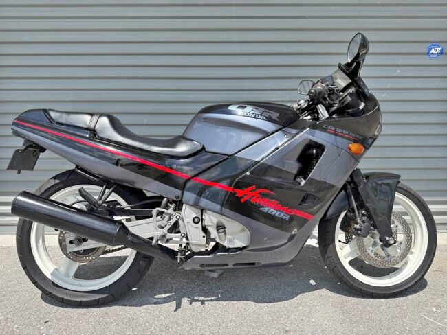 1992_honda_cbr400r_hurricane