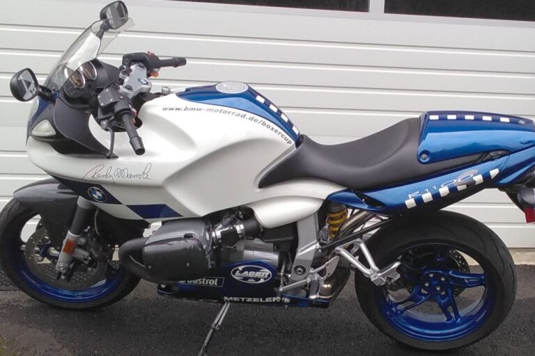 BMW R1100S Mamola 1