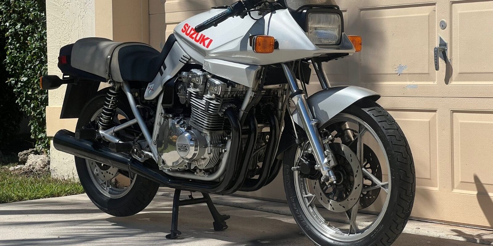 Suzuki Katana 5