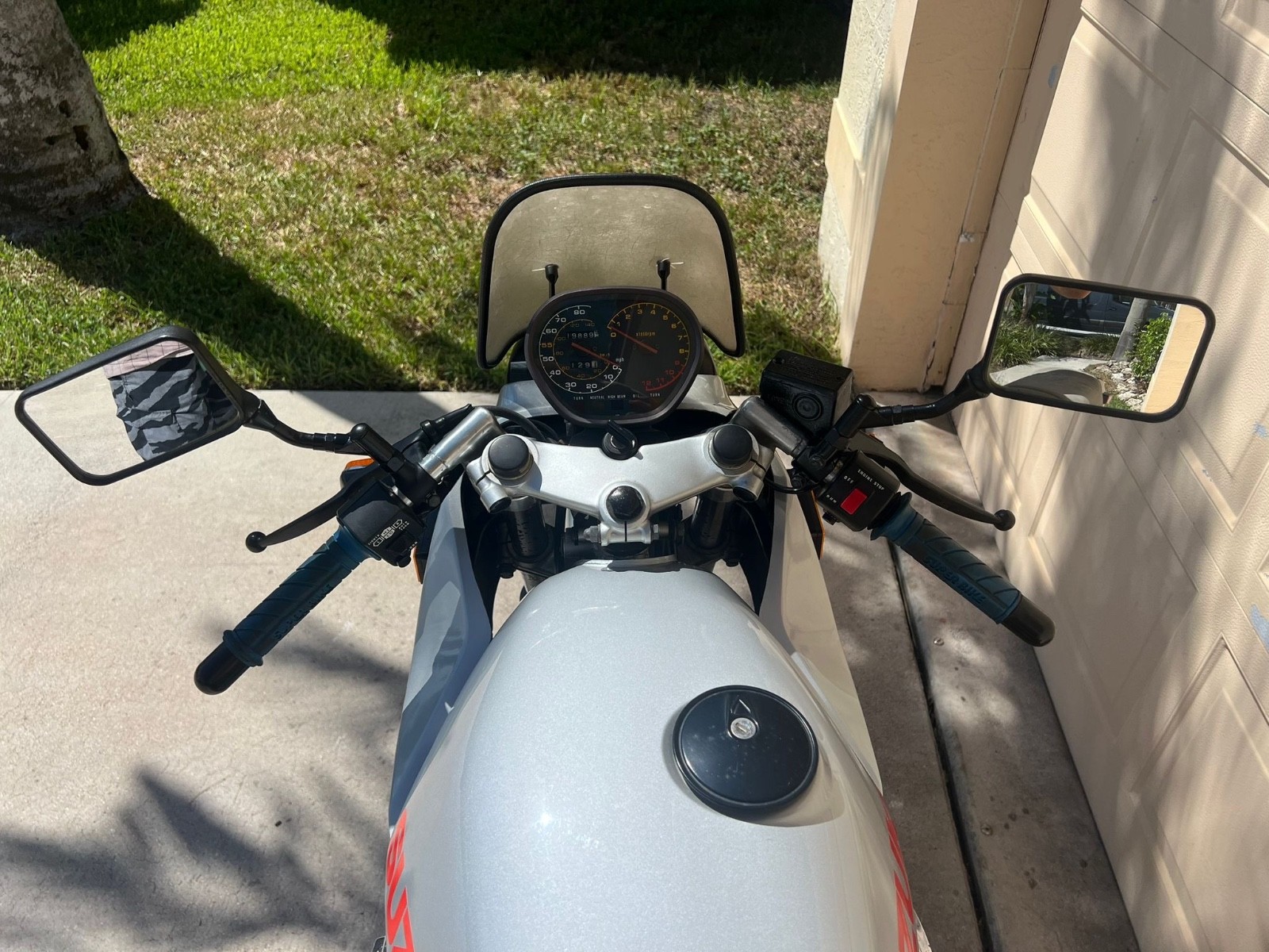Suzuki Katana 7