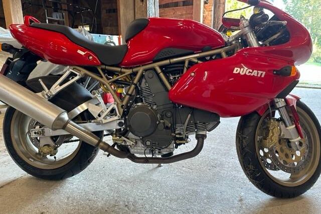 1999_ducati_900SS