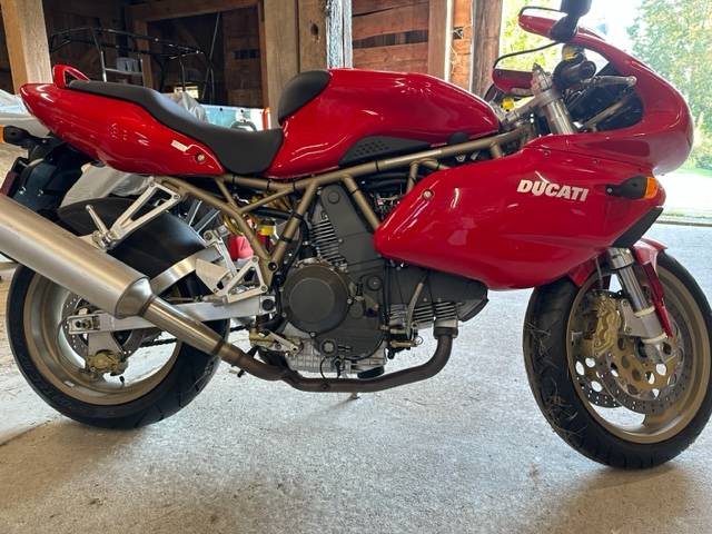 1999_ducati_900SS