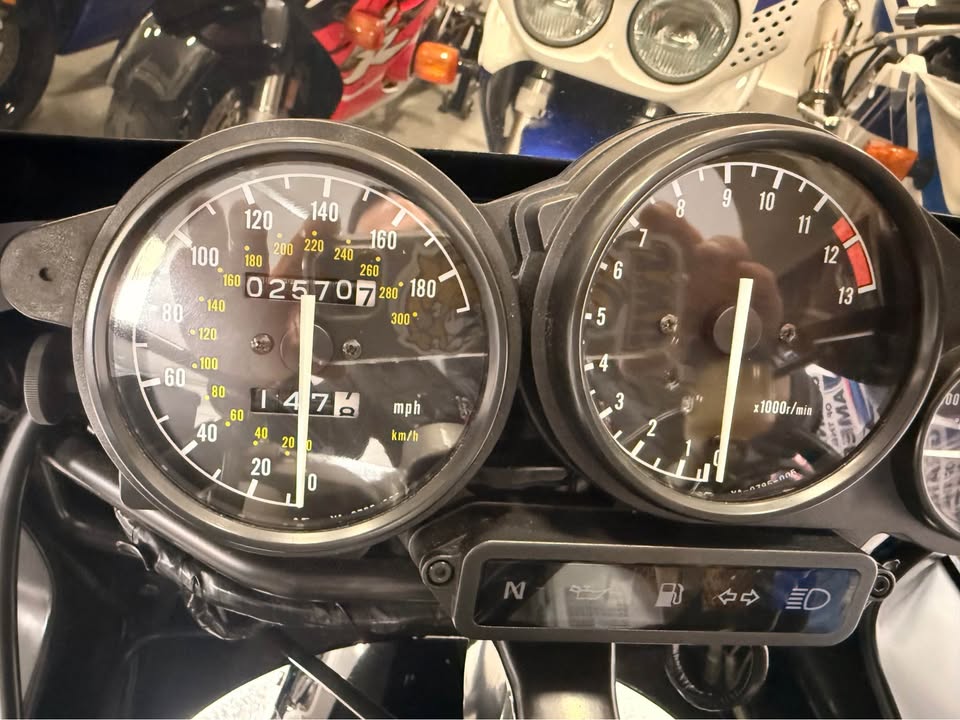 fzr1000_odometer