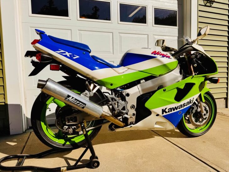 Green With Envy: 1991 Kawasaki Ninja ZX-7 in MA - Rare