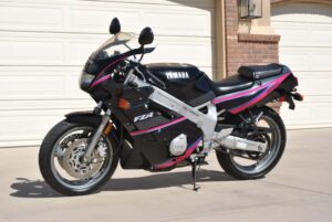 No Reserve: 1991 Yamaha FZR600