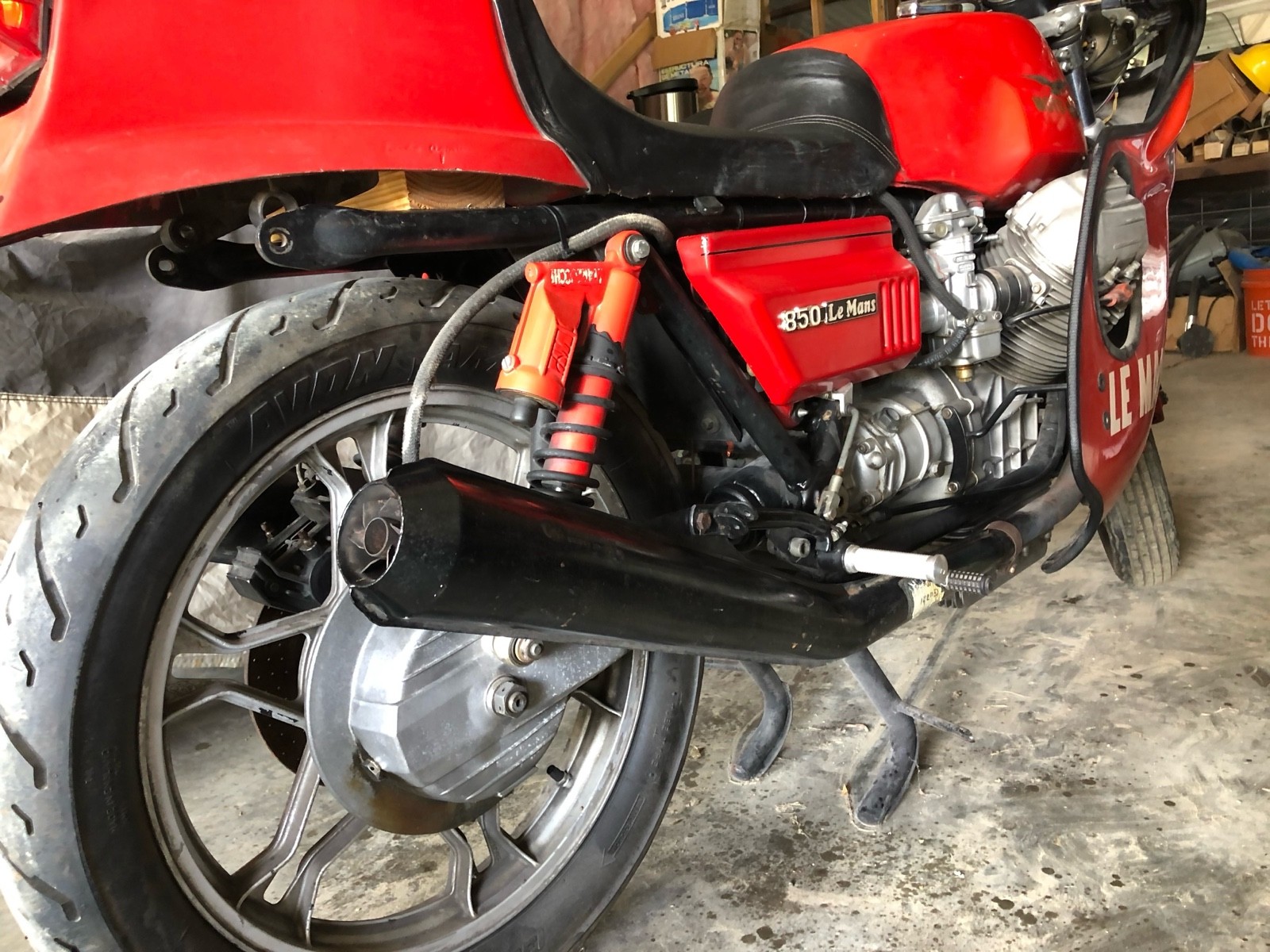 Moto Guzzi Le Mans I 2