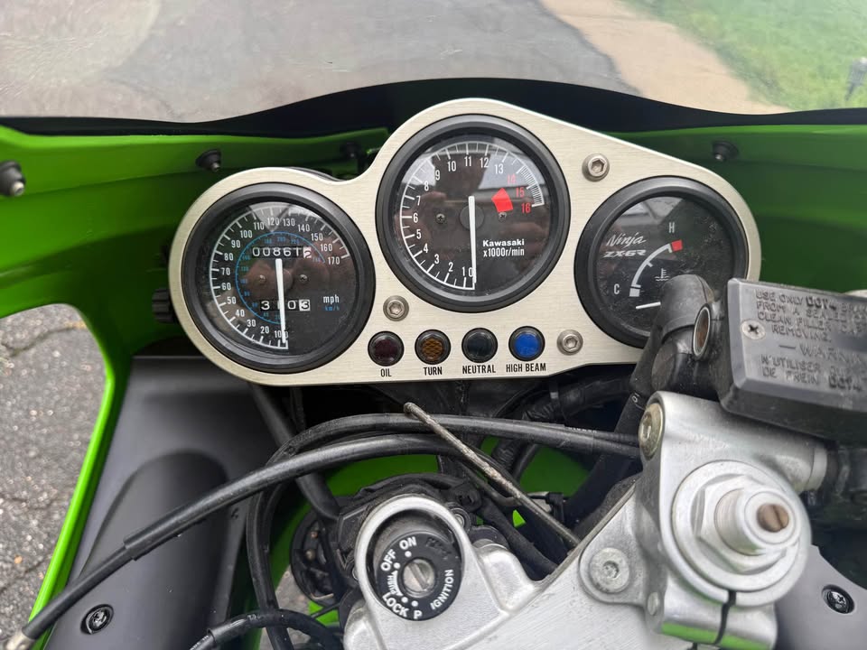 861 Miles and Decades of Dust: 1996 Kawasaki ZX-6R Ninja in NJ