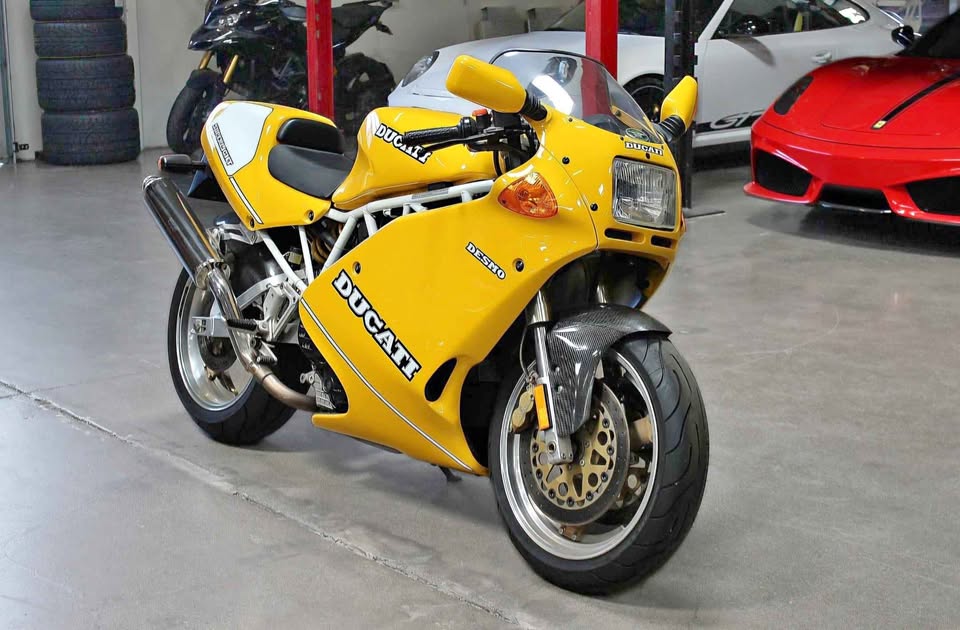 #875 of 900: 1993 Ducati 900 Superlight in Illinois #875 of 900: 1993 Ducati 900 Superlight in Illinois