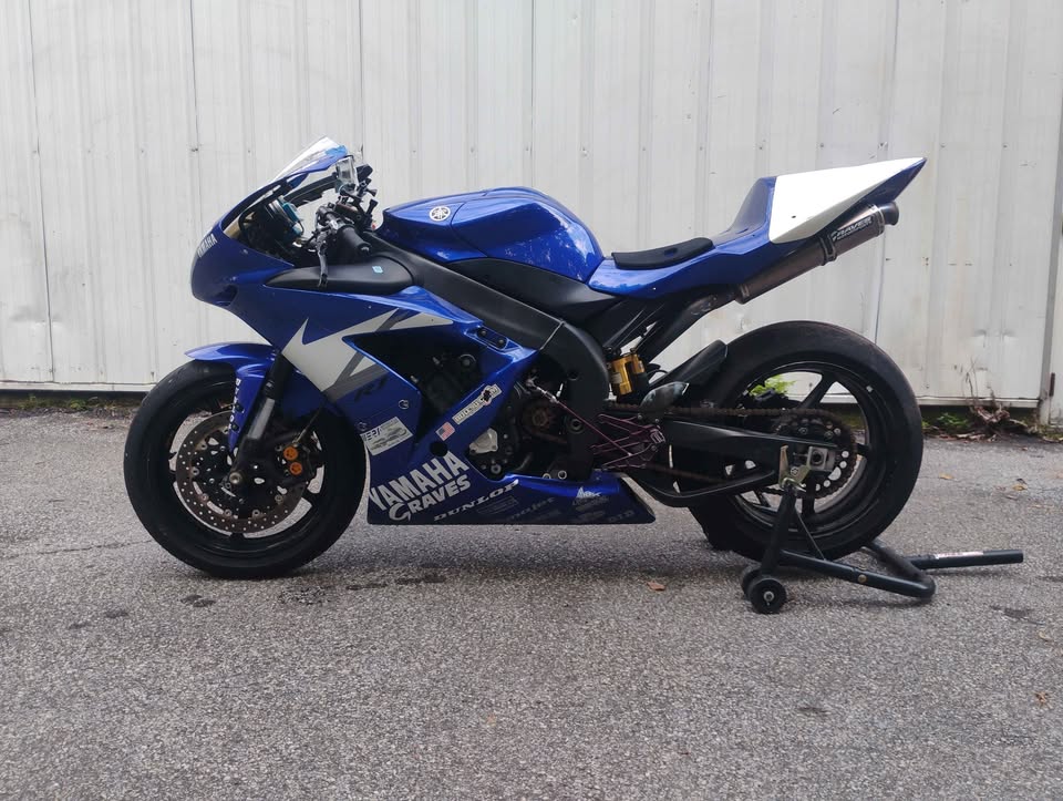 Graves Digger: Yamaha R1 Factory Track Bike for sale Graves Digger: Yamaha R1 Factory Track Bike for sale