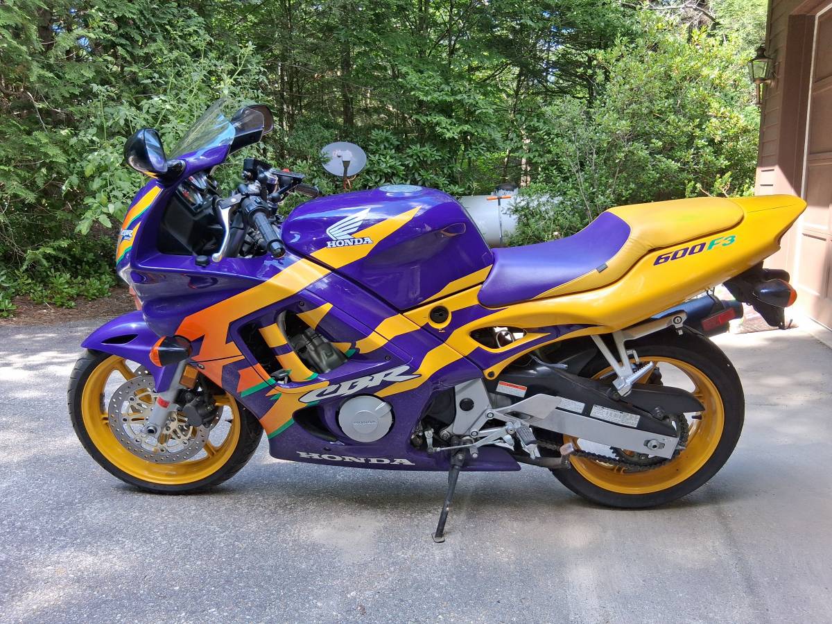 Honda CBR600 1