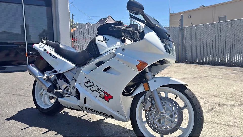 Don’t Call it an Interceptor: 1993 Honda VFR750F for sale in CA