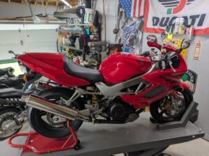 Hip Check: 1998 Honda Superhawk in Indiana Hip Check: 1998 Honda Superhawk in Indiana